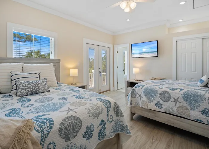 Free At Last! Purple Parrot 1c By Pkrm Apartment Pensacola